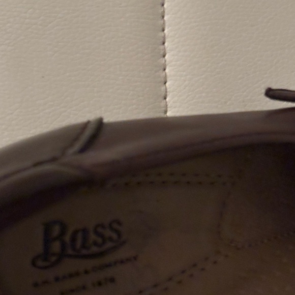 Bass Womens Fallon  Size‎  7 brown Leather Sip On Pleated  Heels 2.5” heels - Picture 4 of 8